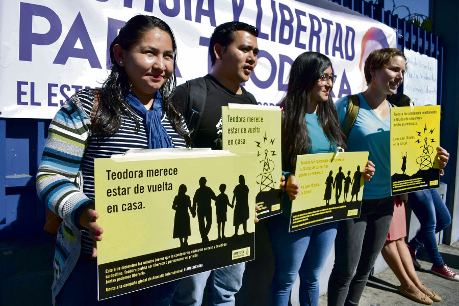 Salvador : En prison pour une fausse couche (vidéo/Konbini News)