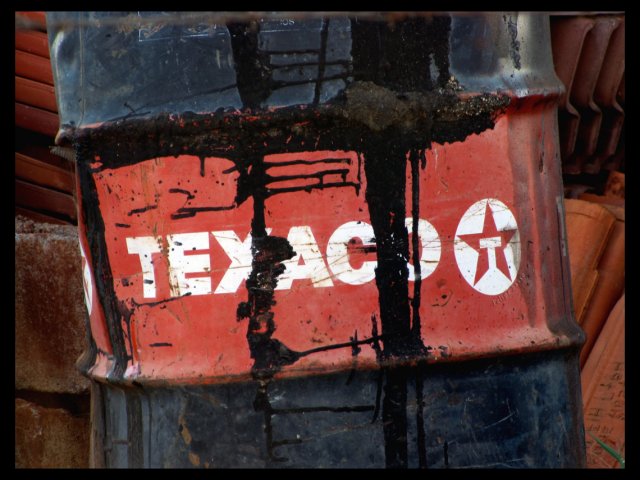 «Chevron-Texaco doit payer 9,5 milliards d’euros de réparations» (Aude Massiot/ Libération)