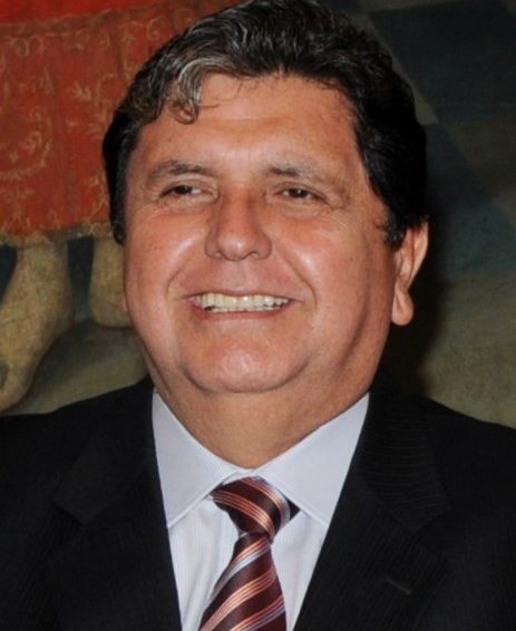 Pérou : suicide de l’ex-président Alan Garcia et affaire Odebrecht (articles/ Le Monde)