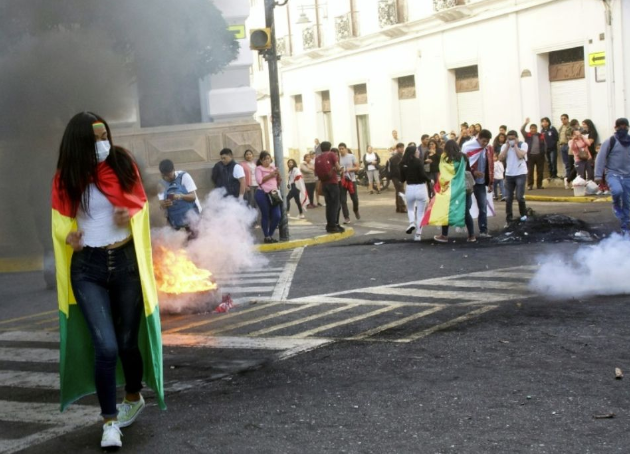 Bolivie: appel à la grève générale, face à la victoire probable de Morales (Libération/AFP)