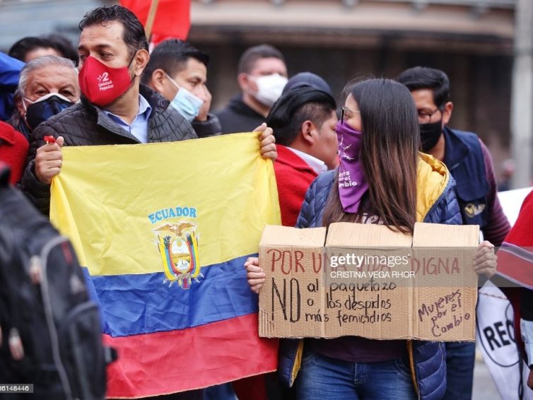 Équateur : mobilisation populaire contre la hausse du prix du carburant (revue de presse)
