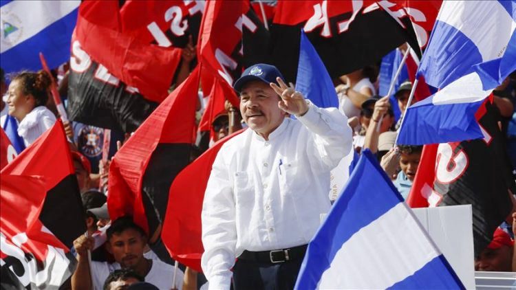 Les multiples costumes de Daniel Ortega, un caudillo pas prêt à quitter la scène (Keisha Corantin / Le vent se lève)