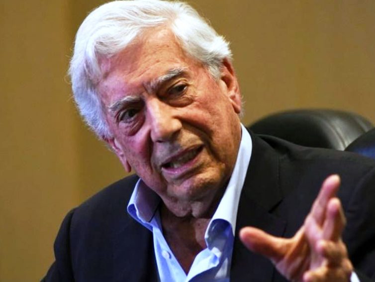 Chili : l’écrivain péruvien Vargas Llosa apporte son soutien au candidat d’extrême droite (Justine Fontaine-RFI / Rosa Moussaoui-L’Humanité)