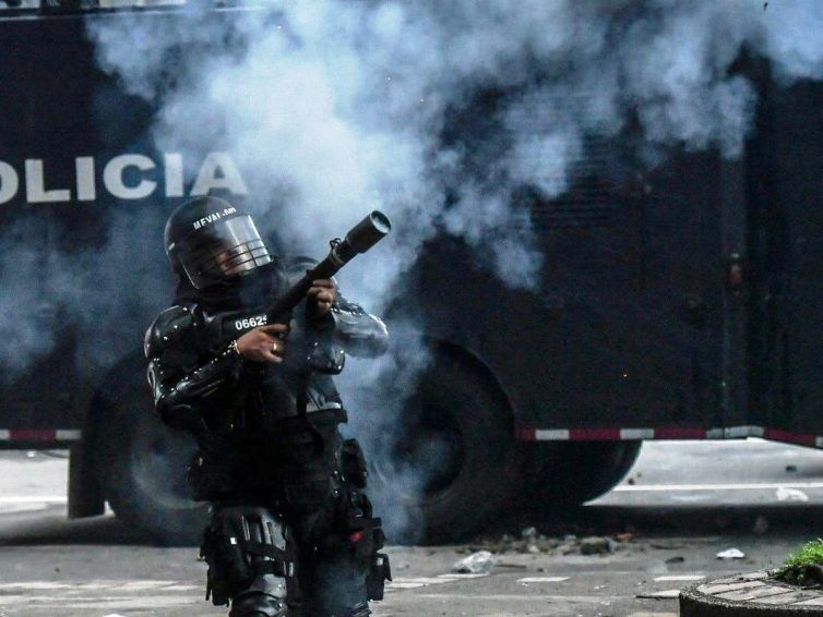 Violences policières en Colombie : plus de cent manifestants victimes de lésions oculaires irréversibles (Amnesty International)