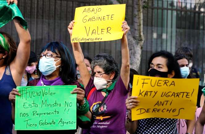 Pérou : après la démission de Héctor Valer Pinto, encore un remaniement ministériel (revue de presse)