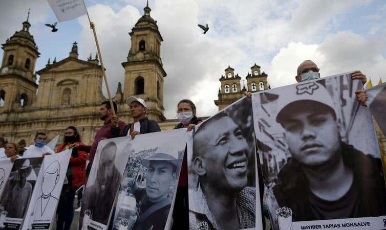 Colombie : des civils parmi les onze tués présentés comme guérilleros par l’armée (Le Matin / AFP / Contagio Radio)