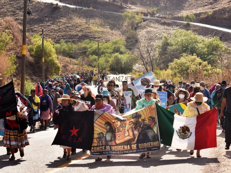 Mexique : une caravane « pour l’eau, pour la vie et contre le pillage capitaliste » sillonne le pays et ses luttes (reportage / Lundi Matin)