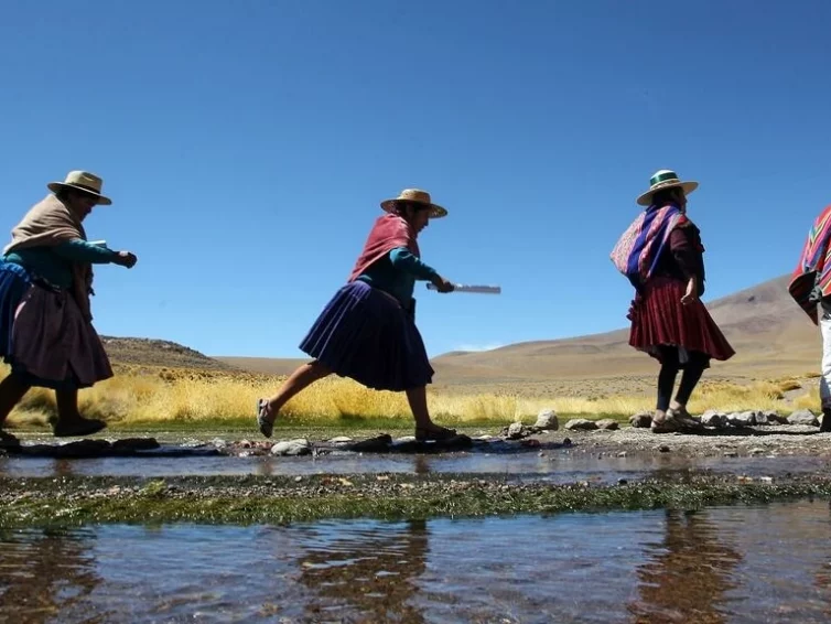 Conflit frontalier Chili / Bolivie: plaidoiries à la CIJ autour des eaux du Silala (Alice Campaignolle / RFI)