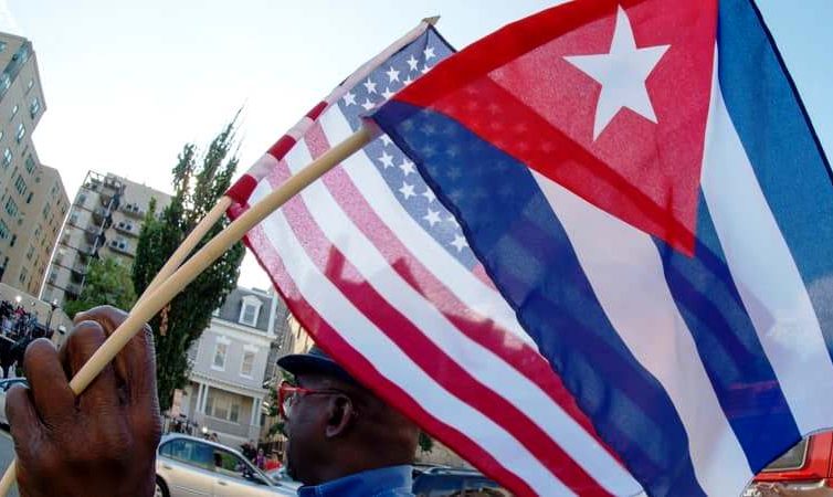 Les États-Unis lèvent une série de sanctions contre Cuba (Le Monde / AFP)