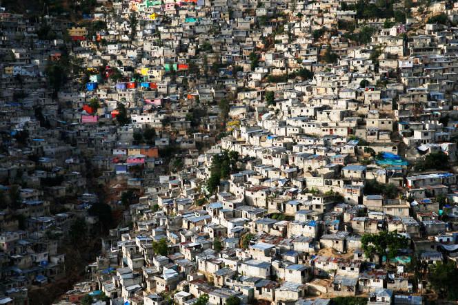 Haïti : comment la France a obligé son ancienne colonie à lui verser des indemnités compensatoires (Marie Slavicek / Le Monde)