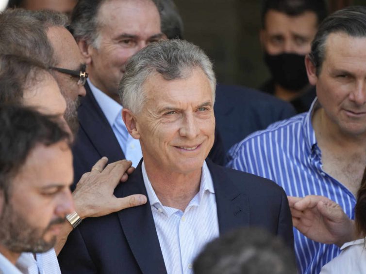 🇦🇷 Argentine : dans l’affaire du naufrage du sous-marin « San-Juan », la mise en examen de l’ex-président Mauricio Macri révoquée (Le Monde)