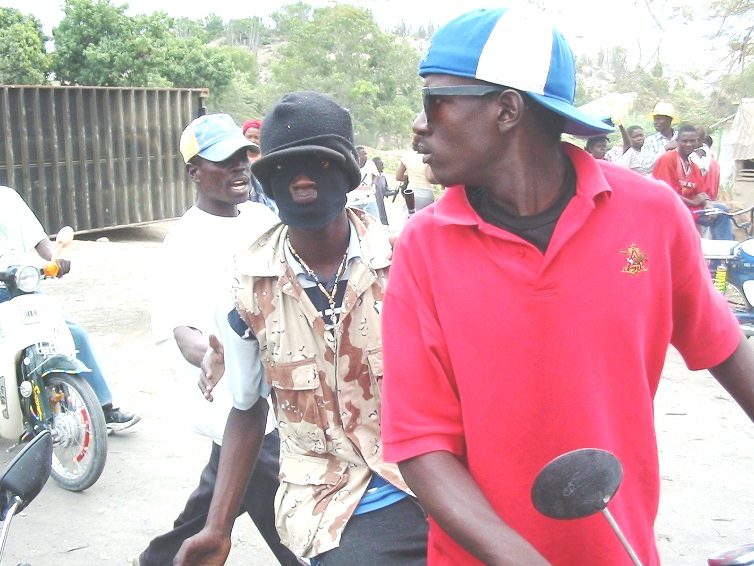 Haïti : état des gangs dans un pays sans État (analyse de Frédéric Thomas / CETRI / Le Vent se Lève)