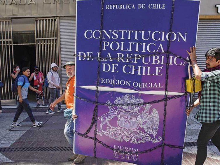 🇨🇱 Chili : vers la Constitution du peuple ? (Pablo Abufom Silva et Karina Nohales / Jacobín / Traduction Contretemps)