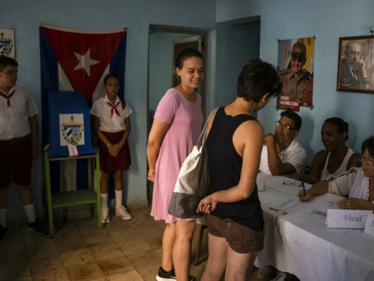 🇨🇺 Référendum : Cuba légalise le mariage homosexuel et la GPA (TV5 Monde)