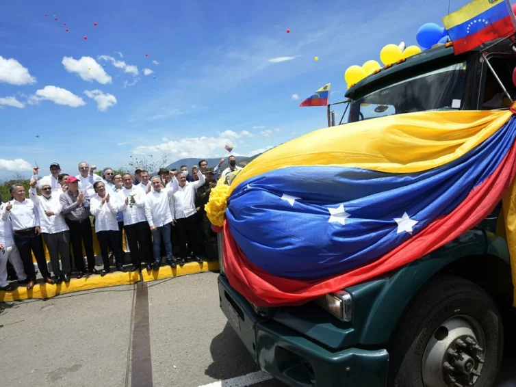 🇻🇪 Le Venezuela et la Colombie entrouvrent leur frontière, après trois ans de fermeture totale (France 24) 