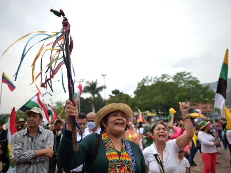 🇨🇴 Colombie : plus de cent cinquante défenseurs des droits humains assassinés depuis le début de l’année (Le Matin)