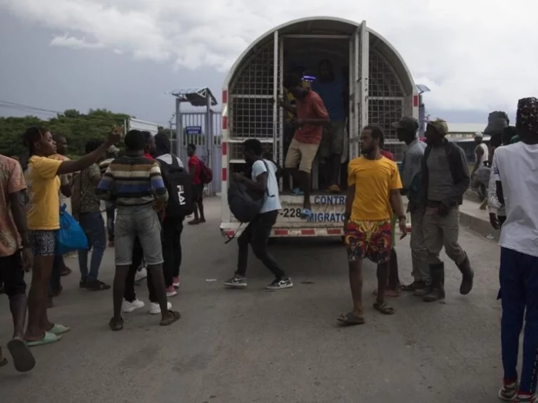 🇭🇹 🇩🇴 Les expulsions d’Haïtiens de République dominicaine se poursuivent (RFI)