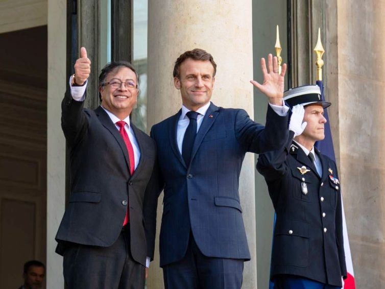 🇨🇴 Gustavo Petro, président de Colombie, de passage à Paris (revue de presse fr. / esp.)