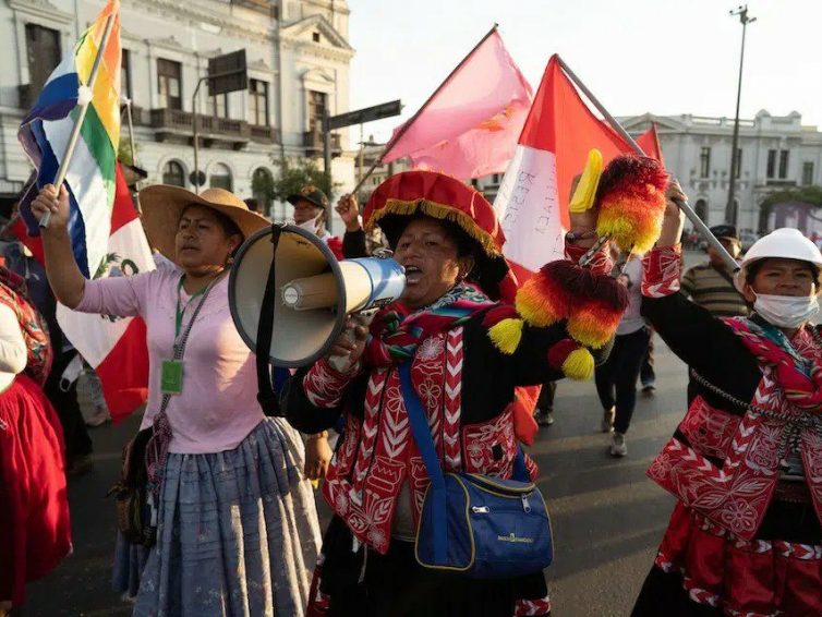 🇵🇪 Coup d’État au Pérou : grève générale face à l’extrême droite (Caroline Weill / Ballast)