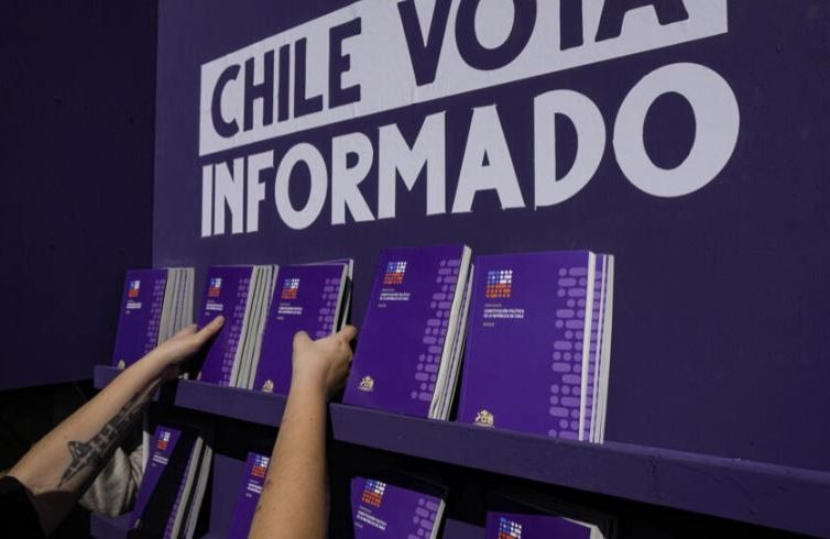 🇨🇱 Chili: retour à la phase d’écriture de la nouvelle Constitution après l’échec au référendum (RFI)