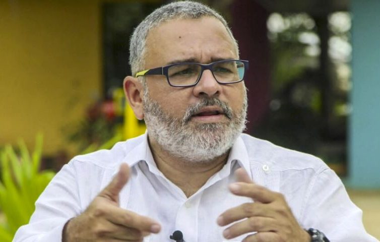 🇸🇻 Salvador: l’ex-président Funes condamné par contumace pour négociation avec les «maras» (RFI)