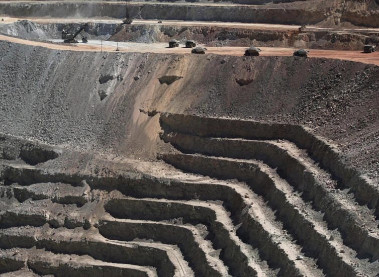 🇨🇱 Chili: le pays met les mines de cuivre à contribution (RFI)