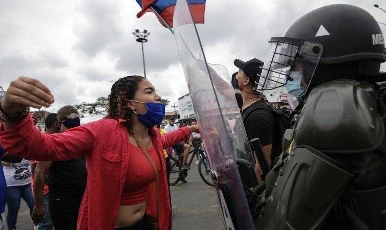 🇨🇴 Liberté pour les activistes de la mobilisation de 2021 en Colombie / Libertad para las presas y los presos del estallido social de 2021 en Colombia (pétition)