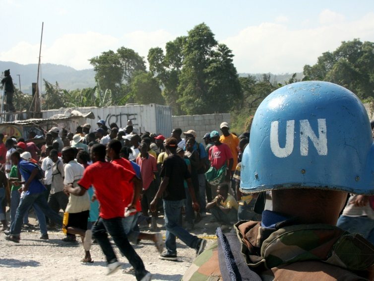 🇭🇹 Haïti : arrêtez de bloquer la « transition de rupture » ! (CETRI / Le Soir)