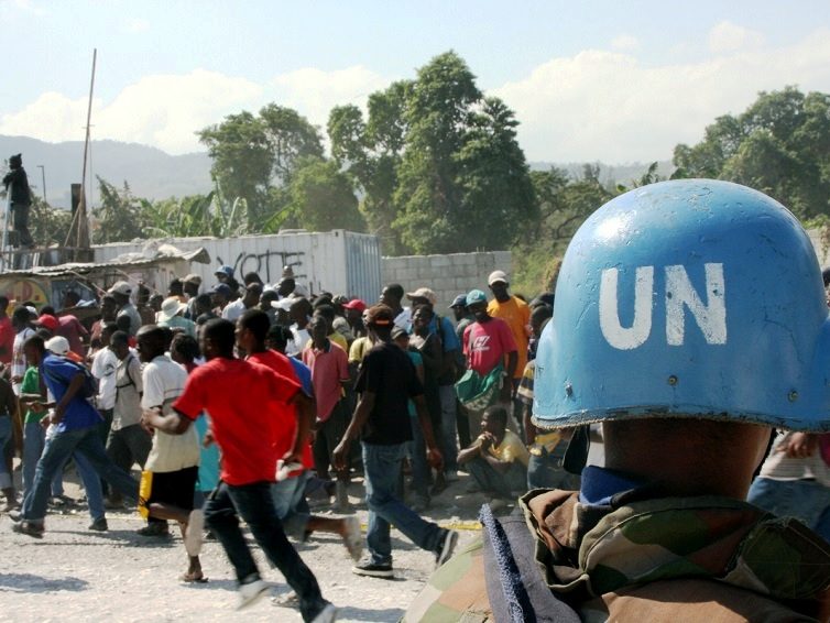 🇭🇹 Une force internationale en Haïti, la solution ?(TV5 Monde)