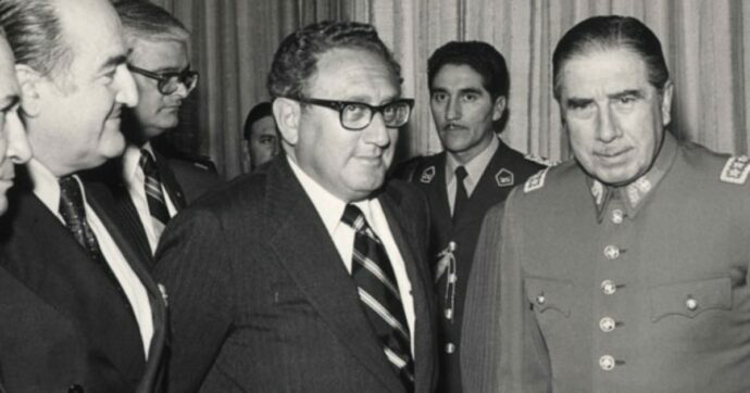 🇨🇱 🇺🇸 Le Chili se souvient de Kissinger, « architecte » de la dictature Pinochet (Yasna Mussa / Médiapart) / Henry Kissinger : un criminel de guerre est mort (René Rojas, Bhaskar Sunkara et Jonah Walters / Contretemps)