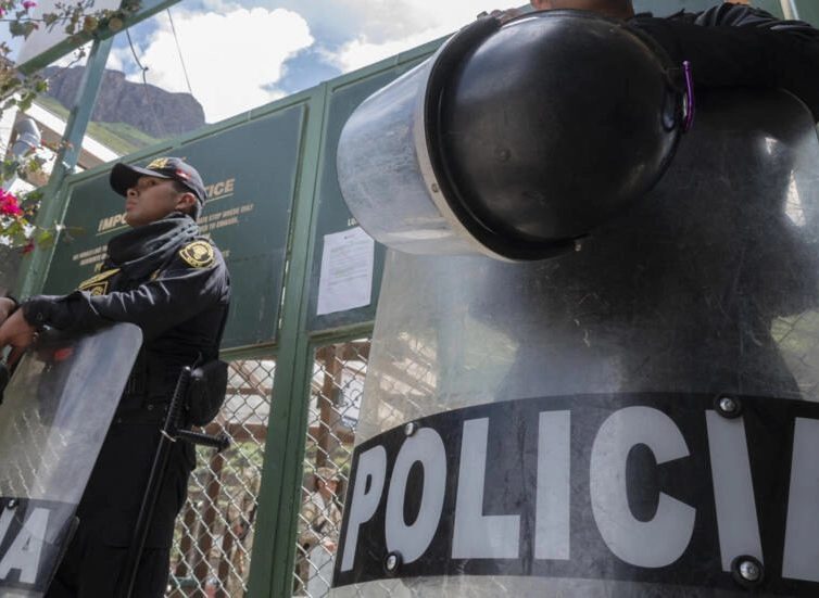 🇵🇪 L’état d’urgence décrété dans le nord du Pérou face à une vague criminelle (RFI/ AFP)