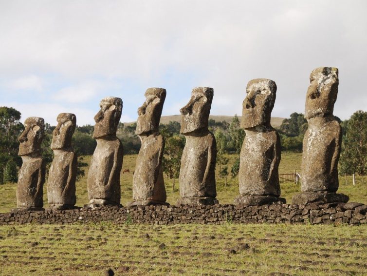 🇨🇱 🇬🇧 Des internautes appellent le British Museum à restituer les statues de l’île de Pâques (Grégory Genevrier / RFI)
