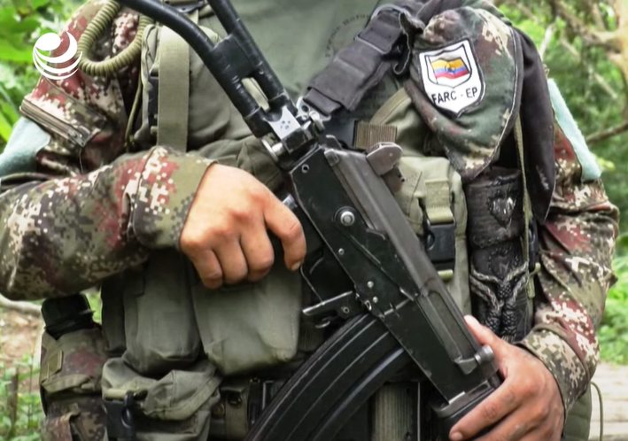 🇨🇴 La Colombie suspend partiellement la trêve conclue avec l’EMC, des dissidents des FARC (France 24 / TV5 Monde)
