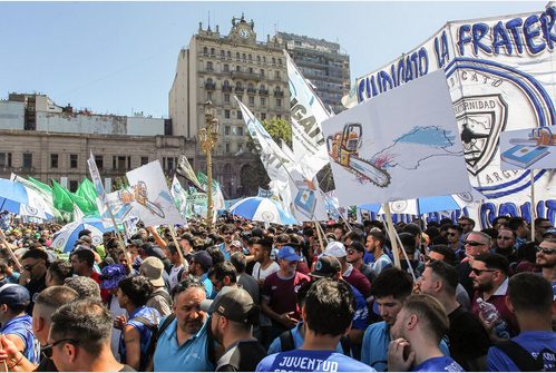 🇦🇷 Argentine. La CGT a annoncé une deuxième grève générale contre les mesures d’austérité pour le 9 mai (Felipe Yapur / À l’Encontre)