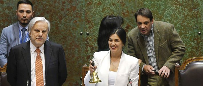 🇨🇱 La députée Karol Cariola est devenue la première députée communiste à présider l’Assemblée nationale chilienne (Espaces latinos)