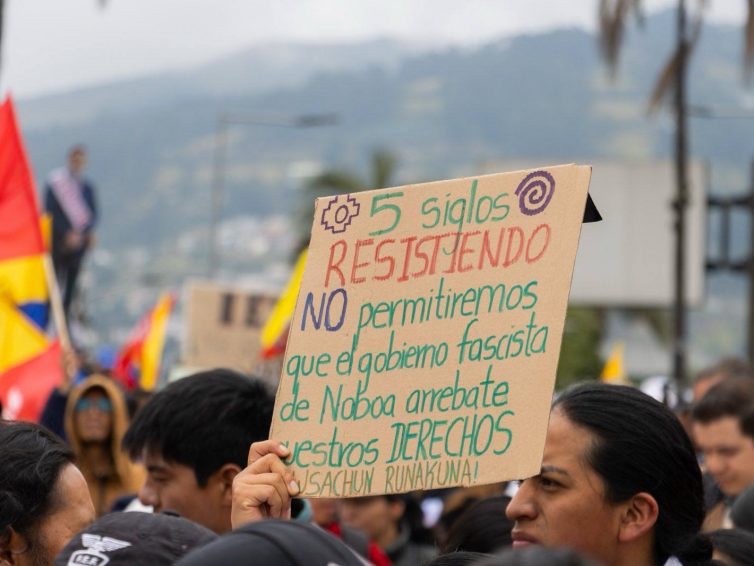 🇪🇨 Le conflit social et la répression secouent l’Équateur (une analyse de Anahi Macaroff/ Traduction par FAL, fr.esp.)