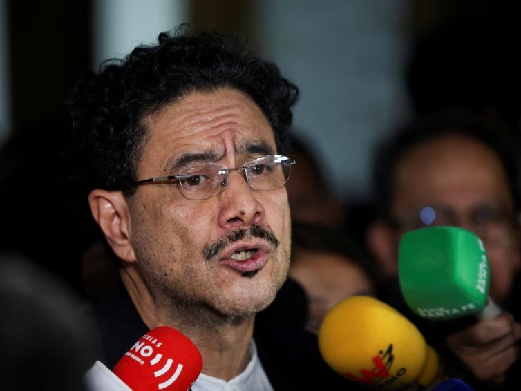 🇨🇴 La gauche colombienne désigne Iván Cepeda comme candidat à la présidentielle de 2026 (Entrevue)