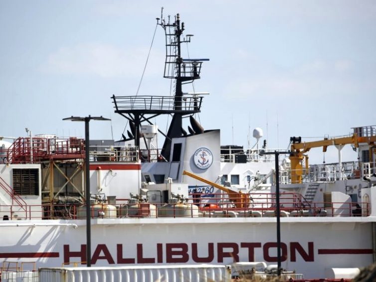 🇺🇸 🇻🇪 Après l’agression américaine, les tribunaux d’arbitrage vont-ils étrangler le Venezuela ? (Lucy Dean Stockton et Luke Goldstein / Le Vent se Lève)