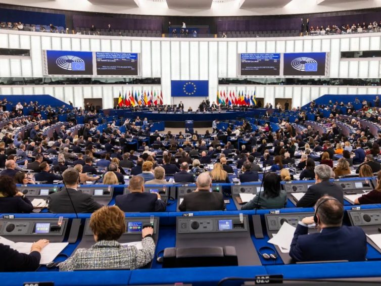 Accord UE-Mercosur : le Parlement européen repousse la ratification en saisissant la Cour de justice de l’UE (Lina Sankari – L&rsquo;Humanité / collectif Stop Mercosur)