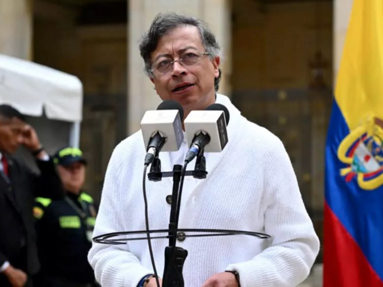 🇨🇴 🇺🇸 Colombie : le président Gustavo Petro visé par des enquêtes états-uniennes pour trafique de drogues (Revue de Presse)