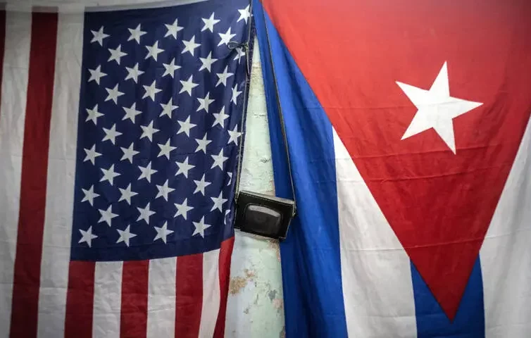 🇨🇺 🇺🇸 Cuba sur la liste des courses de Donald Trump (Jean Jacques Kourliandsky / Espaces Latinos)