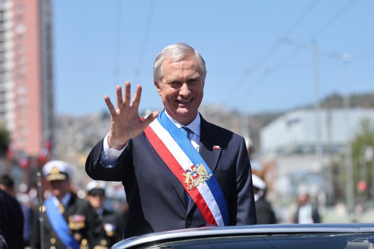 🇨🇱 Chili: investiture et premières mesures du nouveau président d’extrême droite, José Antonio Kast (revue de presse)