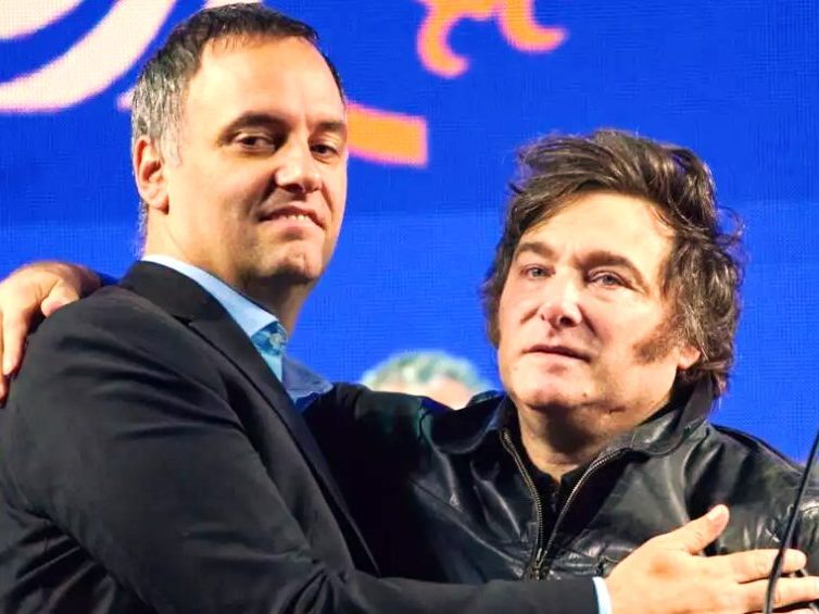 🇦🇷 Argentine: le bras droit de Javier Milei contraint à la démission après un scandale de corruption (RFI)