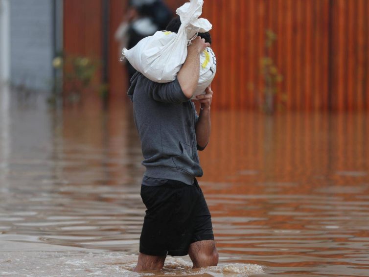 🇨🇱 La tempête au Chili a fait au moins dix morts, l’état de catastrophe déclaré dans une partie du nord du pays (Le Temps avec l’AFP)